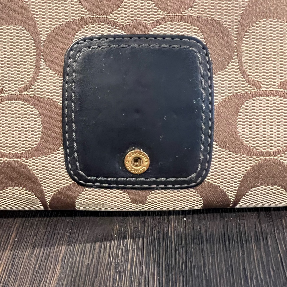 Coach Bleeker Signature Black Brown Leather Buckle Flap Clutch Wallet - Picture 8 of 11